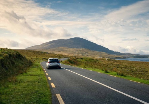 Dealing with Stop-and-Go Traffic Situations in Dublin: A Comprehensive Guide to Automatic Driving Lessons